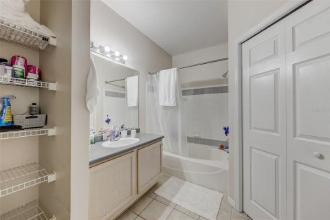 Copropriété à vendre à Orlando, Floride: 2 chambres, 102.84 m2 № 1123685 - photo 14