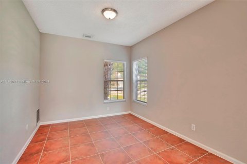 Casa en venta en Miramar, Florida, 3 dormitorios, 154.22 m2 № 1171504 - foto 8