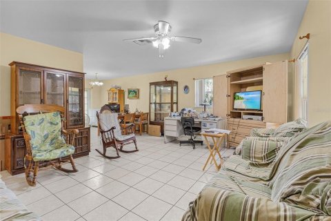 Villa ou maison à vendre à Punta Gorda, Floride: 3 chambres, 130.06 m2 № 1359647 - photo 8