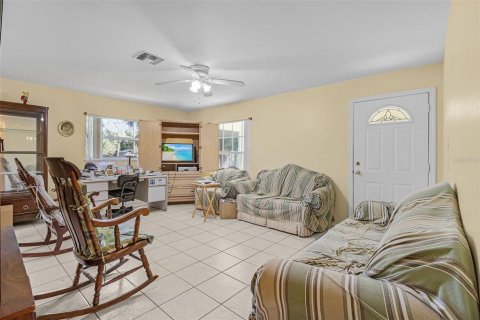 Villa ou maison à vendre à Punta Gorda, Floride: 3 chambres, 130.06 m2 № 1359647 - photo 6