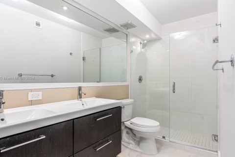 Condo in Sunny Isles Beach, Florida, 2 bedrooms  № 1325926 - photo 6