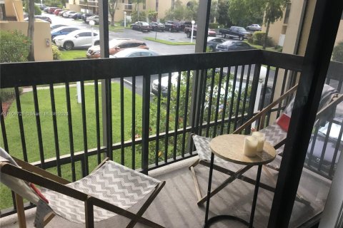 Condo in Davie, Florida, 3 bedrooms  № 1232088 - photo 17