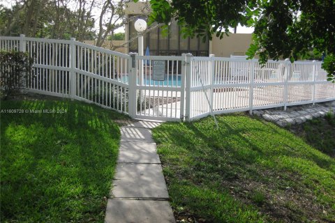 Condo in Davie, Florida, 3 bedrooms  № 1232088 - photo 26