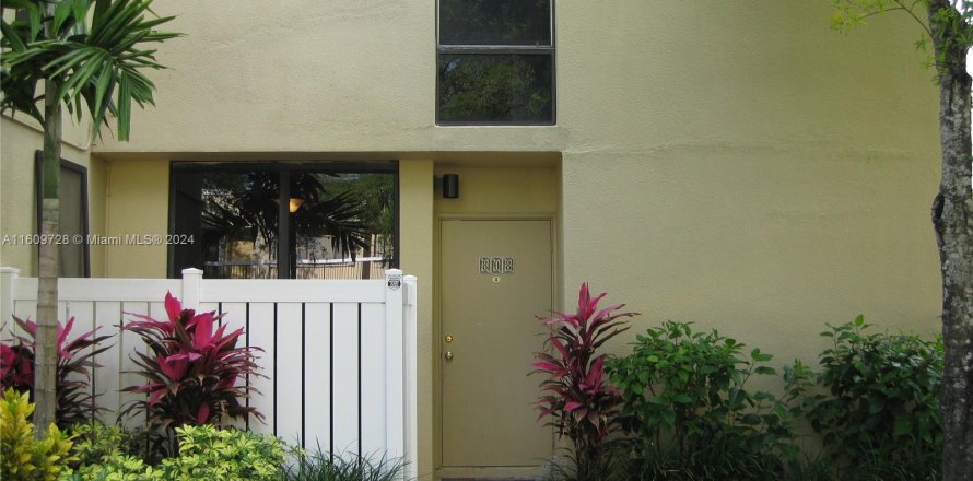 Condo in Davie, Florida, 3 bedrooms  № 1232088