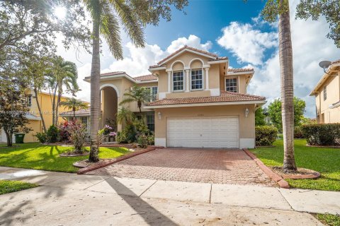 Villa ou maison à vendre à Pembroke Pines, Floride: 4 chambres, 298.77 m2 № 1423033 - photo 22