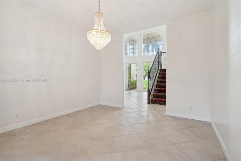 Villa ou maison à vendre à Pembroke Pines, Floride: 4 chambres, 298.77 m2 № 1423033 - photo 7