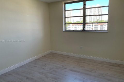 Copropriété à vendre à Aventura, Floride: 1 chambre, 75.25 m2 № 1097239 - photo 20