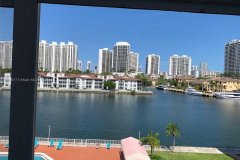 Condo in Aventura, Florida, 1 bedroom  № 1097239 - photo 30