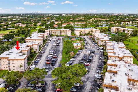 Condo in Davie, Florida, 1 bedroom  № 1360684 - photo 24