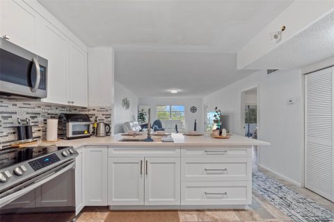 Copropriété à vendre à Davie, Floride: 1 chambre, 68.84 m2 № 1360684 - photo 5