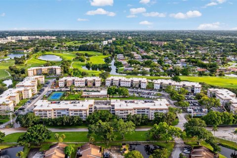 Condo in Davie, Florida, 1 bedroom  № 1360684 - photo 25