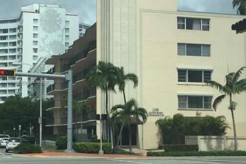 Condominio en venta en Miami Beach, Florida, 1 dormitorio, 63.17 m2 № 1332142 - foto 17