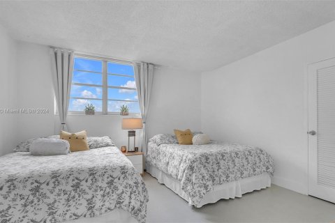 Condominio en venta en Hollywood, Florida, 1 dormitorio, 81.2 m2 № 1332143 - foto 7