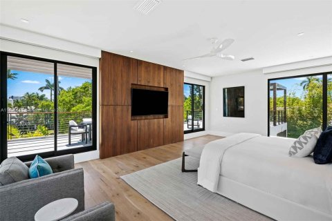 Casa en venta en Miami Beach, Florida, 4 dormitorios, 316.8 m2 № 873466 - foto 23