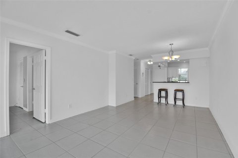 Condo in Fort Lauderdale, Florida, 2 bedrooms  № 965824 - photo 15