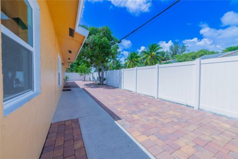 Casa en venta en Delray Beach, Florida, 4 dormitorios, 136.75 m2 № 1159959 - foto 3