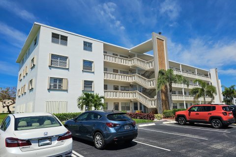 Condo in Boca Raton, Florida, 2 bedrooms  № 1099175 - photo 2