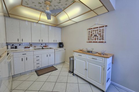 Copropriété à vendre à Boca Raton, Floride: 2 chambres, 83.24 m2 № 1099175 - photo 12