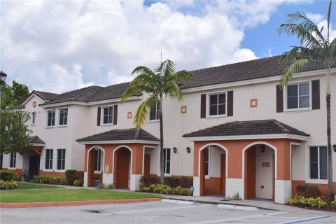 Copropriété à vendre à Miami Gardens, Floride: 3 chambres, 133.78 m2 № 1381668 - photo 2