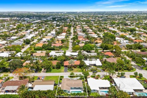 House in Fort Lauderdale, Florida 3 bedrooms, 142.42 sq.m. № 1185191 - photo 5