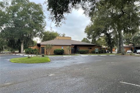 Immobilier commercial à vendre à Ocala, Floride: 496.1 m2 № 745393 - photo 3