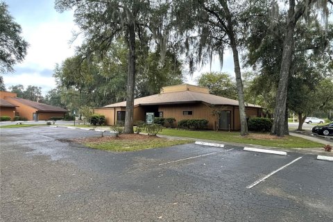 Immobilier commercial à vendre à Ocala, Floride: 496.1 m2 № 745393 - photo 5