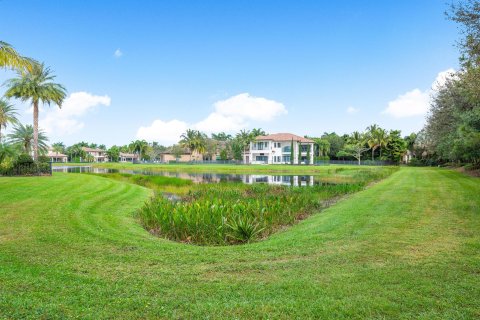 House in Delray Beach, Florida 6 bedrooms, 513.38 sq.m. № 882544 - photo 13