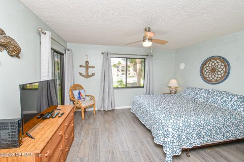 Condo in Saint Augustine, Florida, 2 bedrooms  № 772722 - photo 25