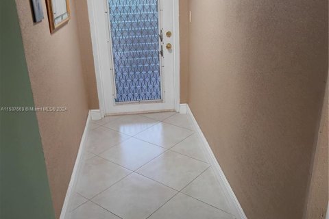 Copropriété à vendre à Sunrise, Floride: 2 chambres, 95.22 m2 № 1176470 - photo 19