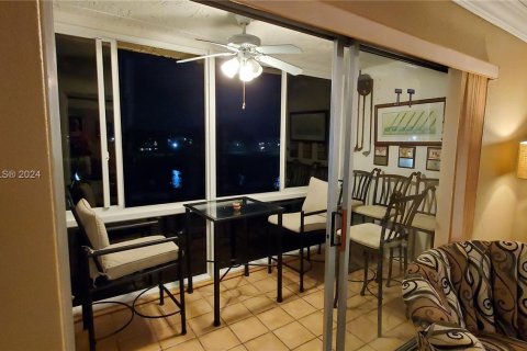 Condominio en venta en Sunrise, Florida, 2 dormitorios, 95.22 m2 № 1176470 - foto 13