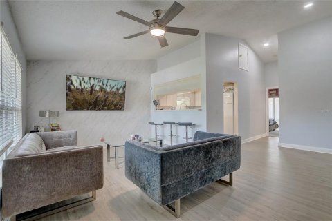 Dúplex en venta en Orlando, Florida, 3 dormitorios, 100.71 m2 № 1109534 - foto 7