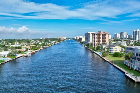 Copropriété à vendre à Pompano Beach, Floride: 2 chambres, 111.48 m2 № 1228731 - photo 18