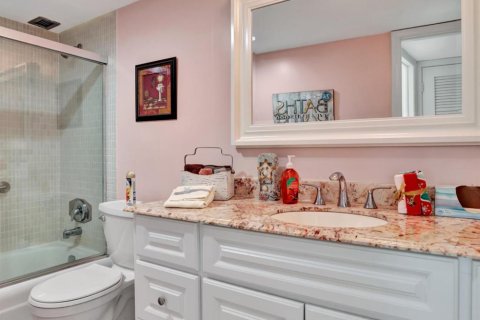 Condo in Pompano Beach, Florida, 2 bedrooms  № 1228731 - photo 29