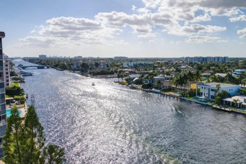 Copropriété à vendre à Pompano Beach, Floride: 2 chambres, 111.48 m2 № 1228731 - photo 3