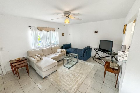 Condominio en venta en Delray Beach, Florida, 1 dormitorio, 66.89 m2 № 1227602 - foto 15