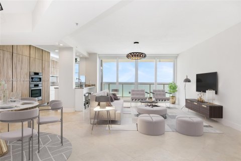 Copropriété à vendre à Hollywood, Floride: 2 chambres, 185.06 m2 № 1355112 - photo 1