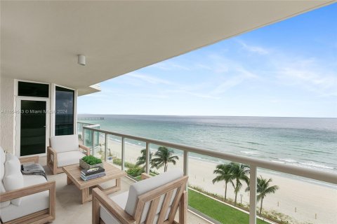 Copropriété à vendre à Hollywood, Floride: 2 chambres, 185.06 m2 № 1355112 - photo 4