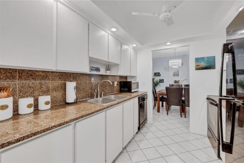 Copropriété à vendre à Boca Raton, Floride: 2 chambres, 101.54 m2 № 1271313 - photo 23