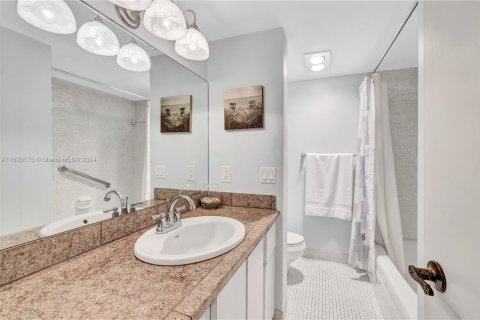 Copropriété à vendre à Boca Raton, Floride: 2 chambres, 101.54 m2 № 1271313 - photo 19