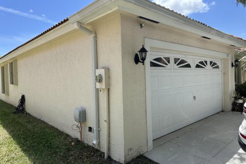 Casa en venta en Riviera Beach, Florida, 3 dormitorios, 146.41 m2 № 1132653 - foto 4