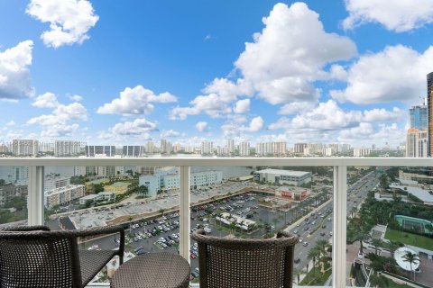 Studio in the Condo in Sunny Isles Beach, Florida  № 727882 - photo 7