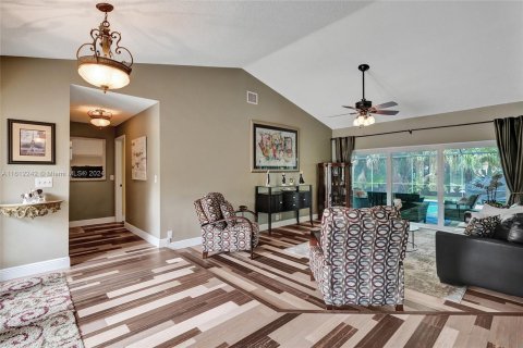 Casa en venta en Coral Springs, Florida, 4 dormitorios, 219.9 m2 № 1235214 - foto 13