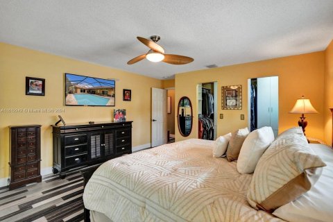 Casa en venta en Coral Springs, Florida, 4 dormitorios, 219.9 m2 № 1235214 - foto 27