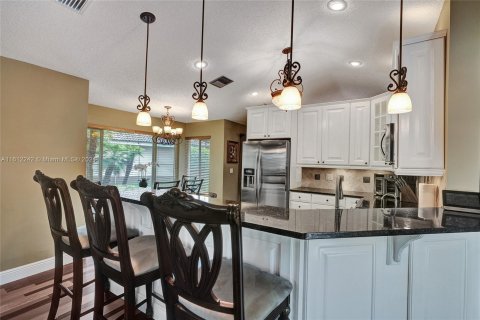 Casa en venta en Coral Springs, Florida, 4 dormitorios, 219.9 m2 № 1235214 - foto 15