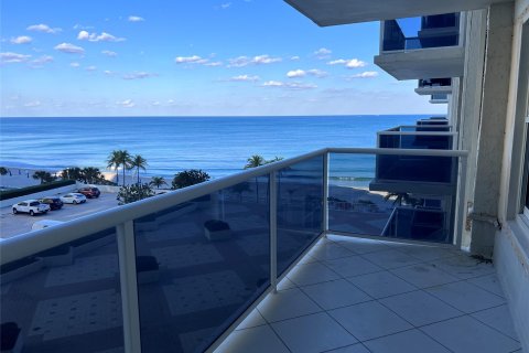 Condo in Fort Lauderdale, Florida, 1 bedroom  № 927991 - photo 27