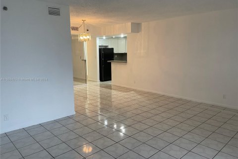 Copropriété à vendre à Davie, Floride: 1 chambre, 83.61 m2 № 1356708 - photo 5