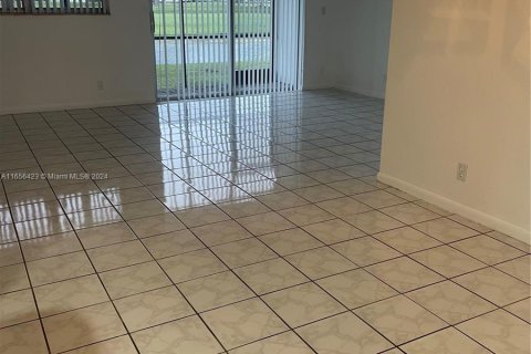 Copropriété à vendre à Davie, Floride: 1 chambre, 83.61 m2 № 1356708 - photo 14