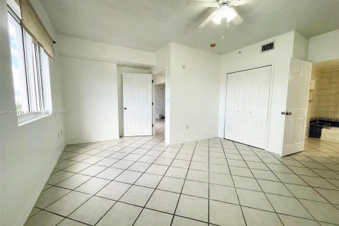 Copropriété à louer à Miami, Floride: 2 chambres, 85.19 m2 № 1356710 - photo 27