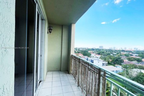 Condominio en alquiler en Miami, Florida, 2 dormitorios, 85.19 m2 № 1356710 - foto 10