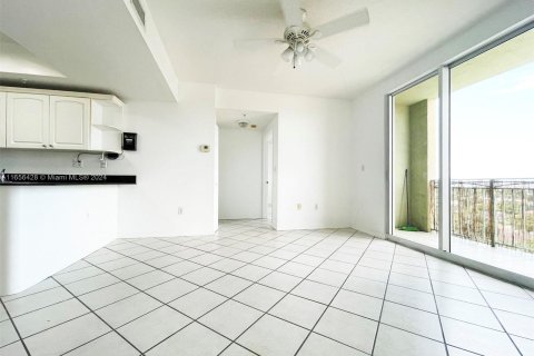 Condominio en alquiler en Miami, Florida, 2 dormitorios, 85.19 m2 № 1356710 - foto 24